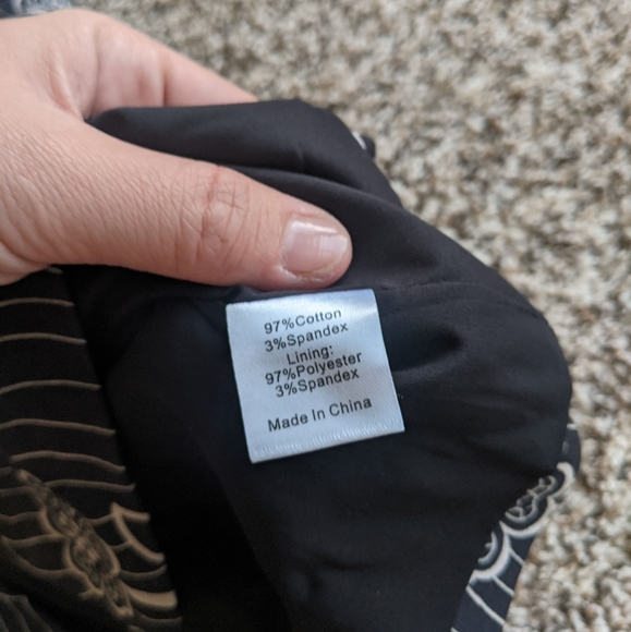 Tuckernuck Black Floral Marnie Top - Picture 8 of 11